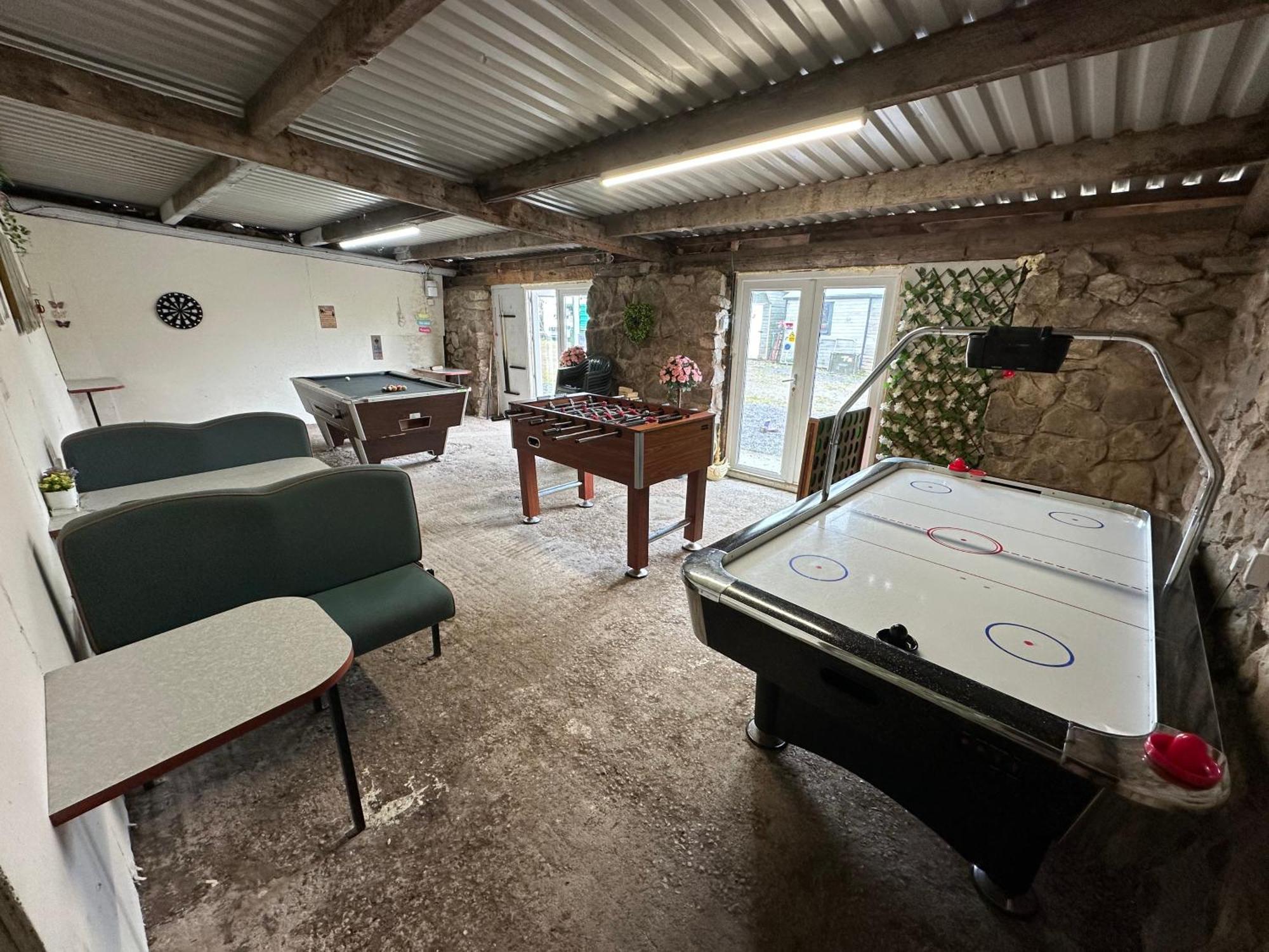 Dwylig Isa Holiday Cottages Rhuddlan Eksteriør bilde